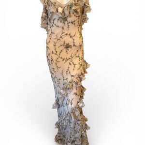 Les Habitude Embroidered Maxi Dress